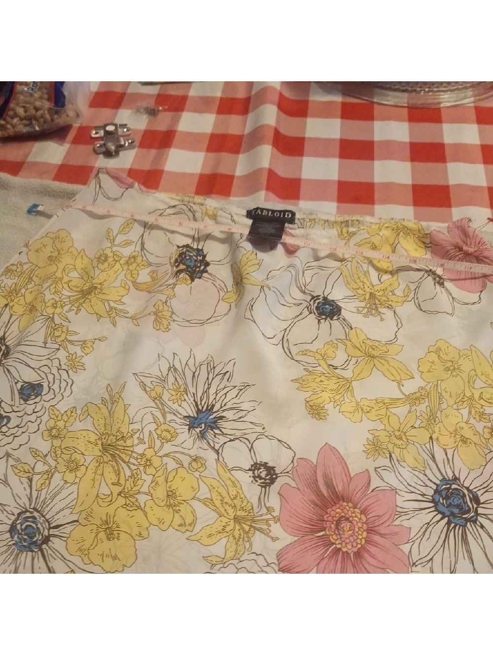 Floral Print Skirt with Yellow and Pink Flowers Falda Corta